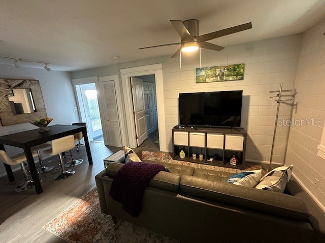 1802 Lucerne Terrace Orlando FL 32806 O6404035 image7