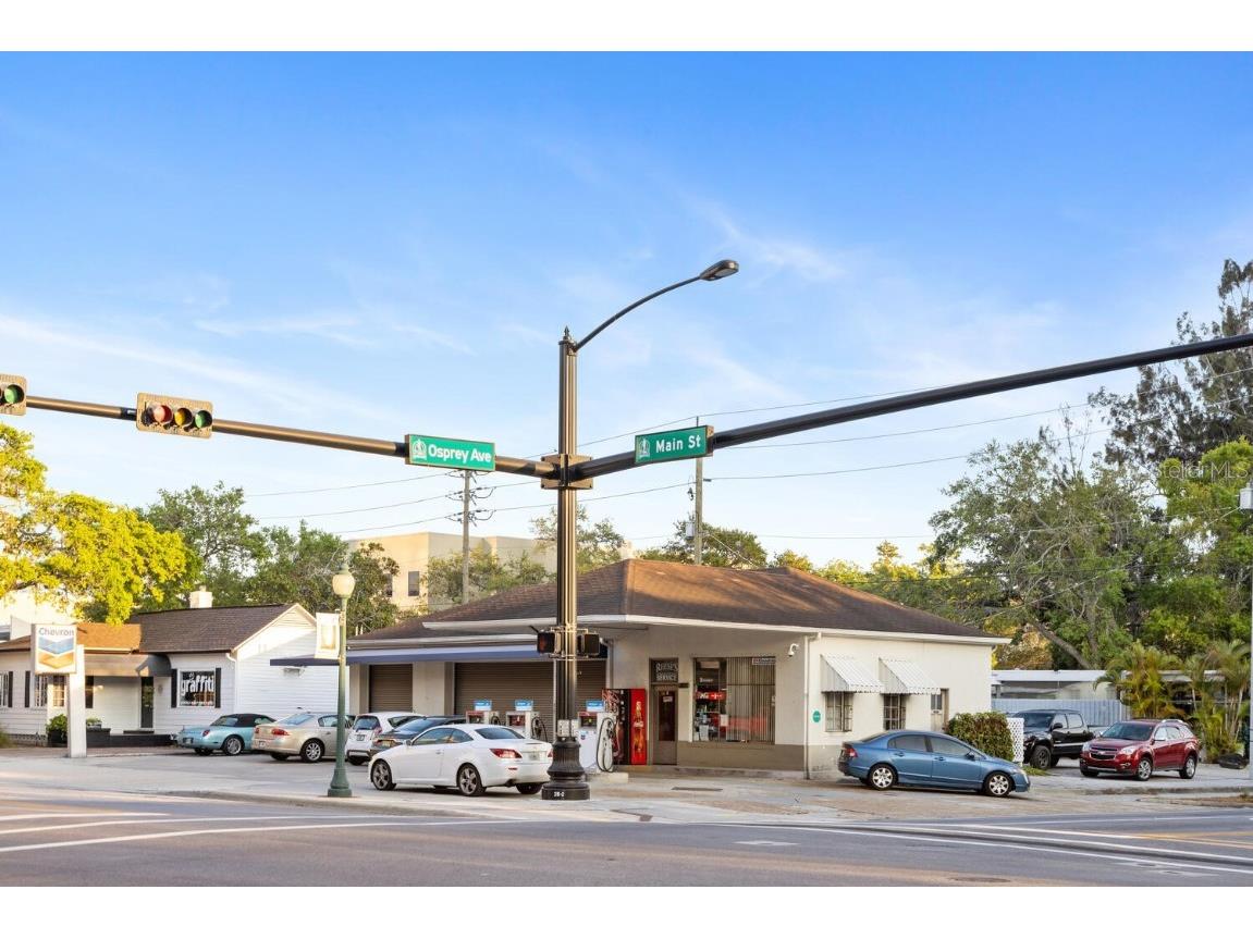 1802 Main Street Sarasota FL 34236 A4567597 image1
