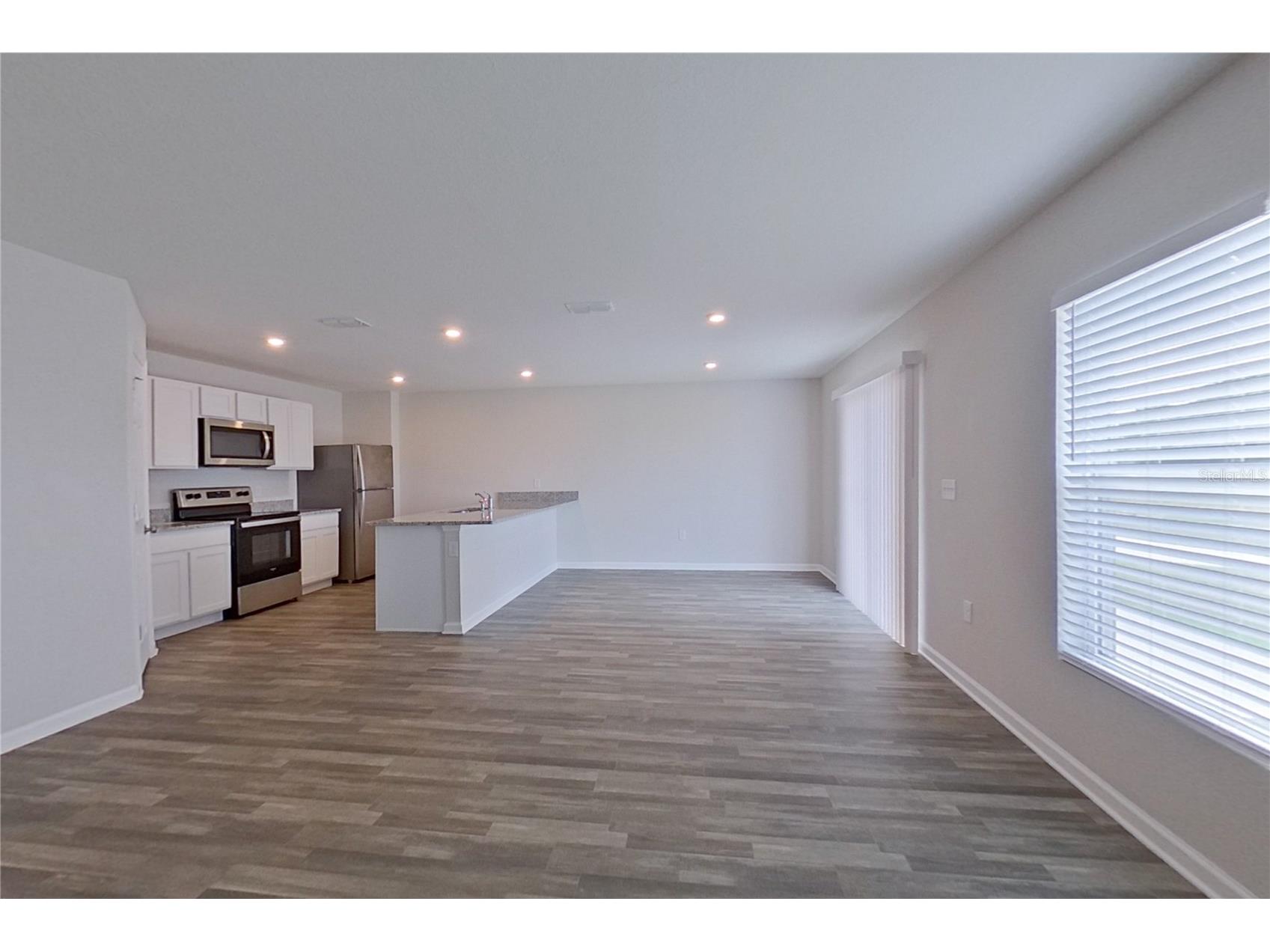 1802 Nebraska Loop Sumterville FL 33585 O6423925 image3