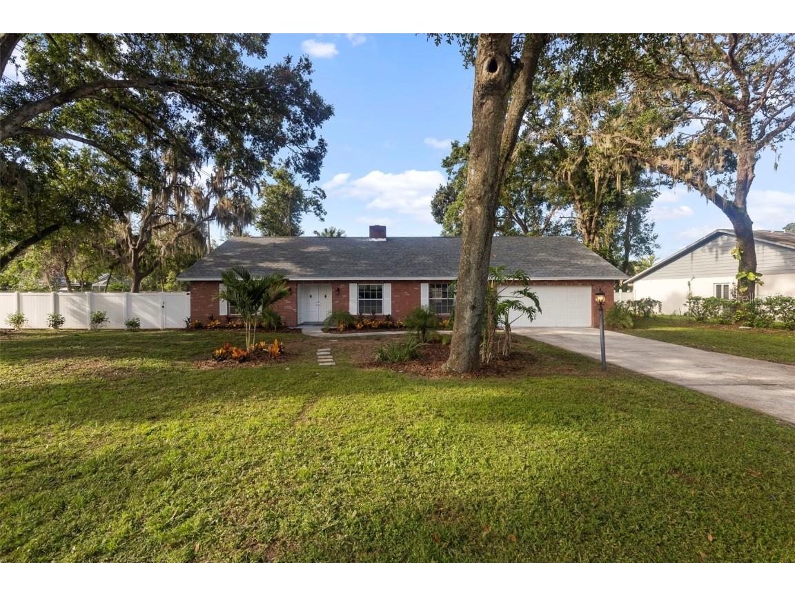 1802 Parkwood Drive Valrico FL 33594 TB8404705 image1