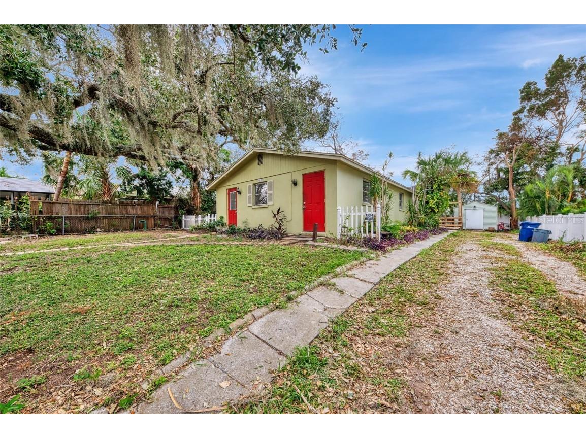 1802 Robinhood Street, Sarasota, FL, 34231 MLS A4626291 Edina Realty