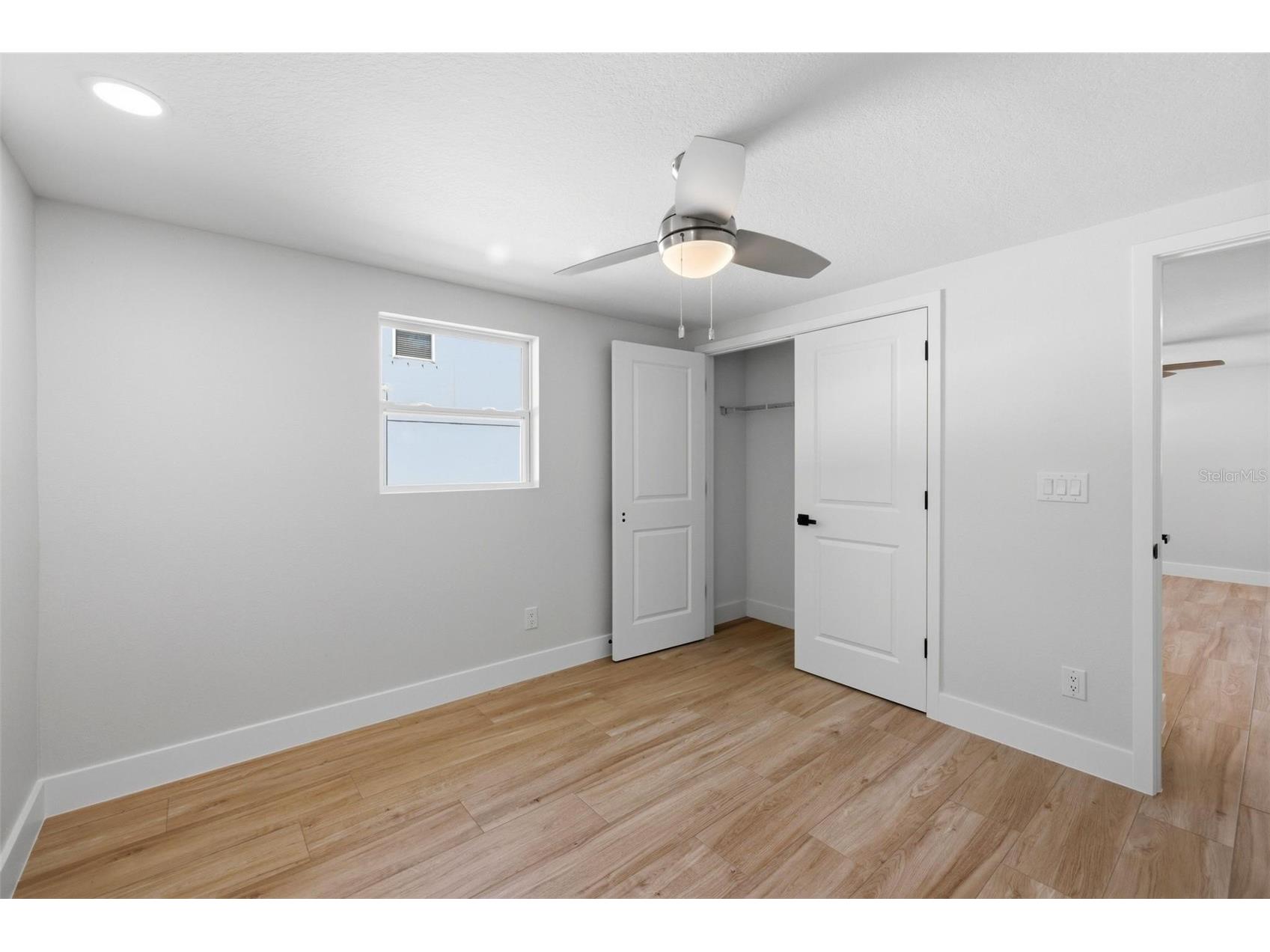 1802 Robinhood Street Sarasota FL 34231 A4689759 image12