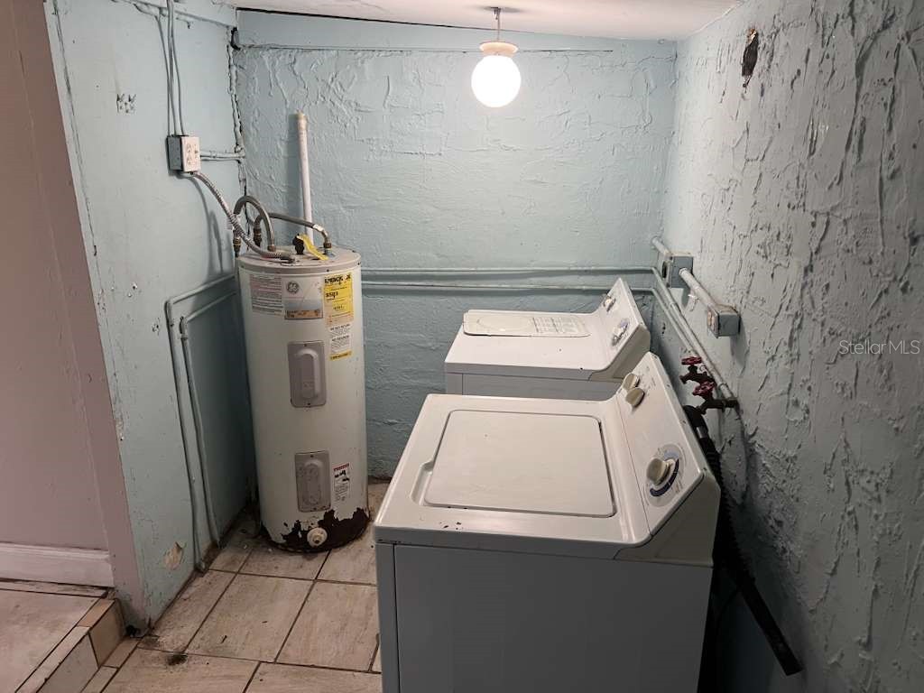 18020 NW 2nd Place Miami FL 33169 TB8470359 image16