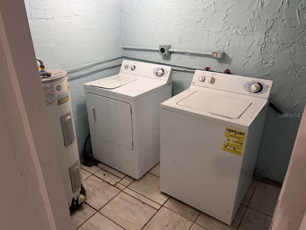 18020 NW 2nd Place Miami FL 33169 TB8470359 image17