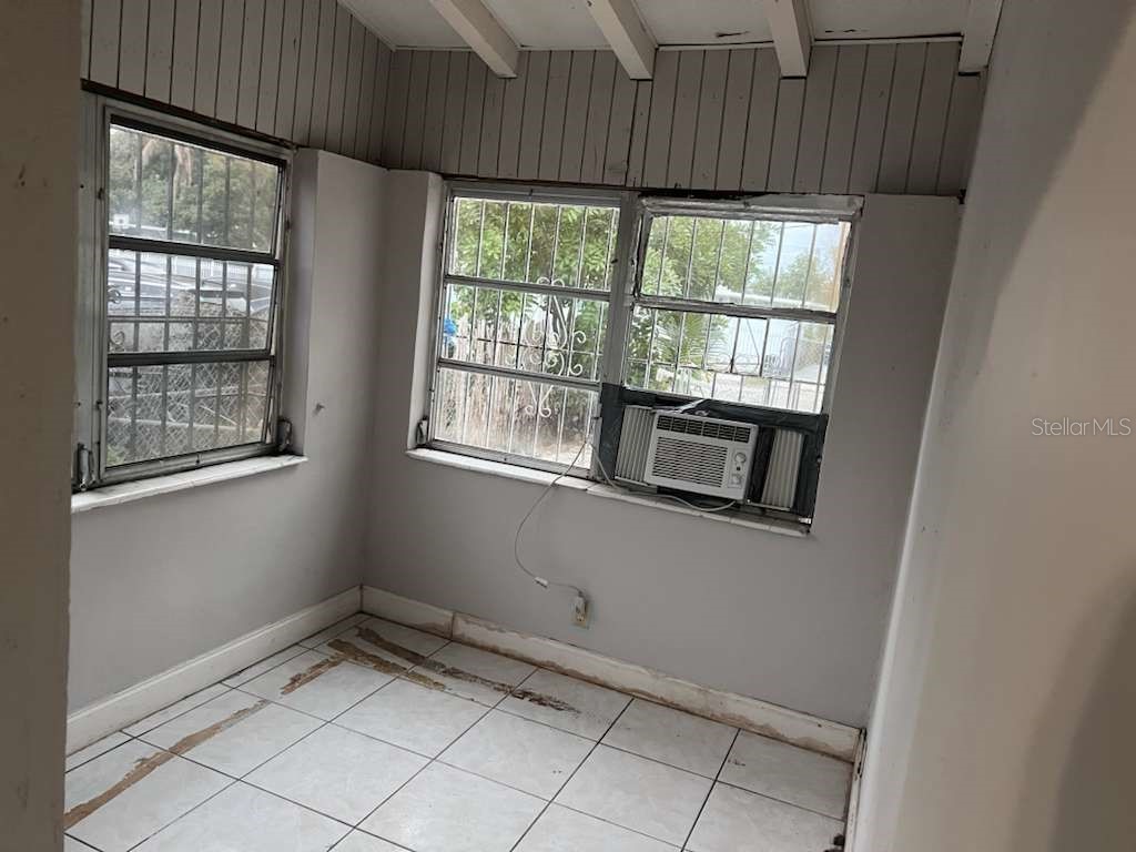 18020 NW 2nd Place Miami FL 33169 TB8470359 image19