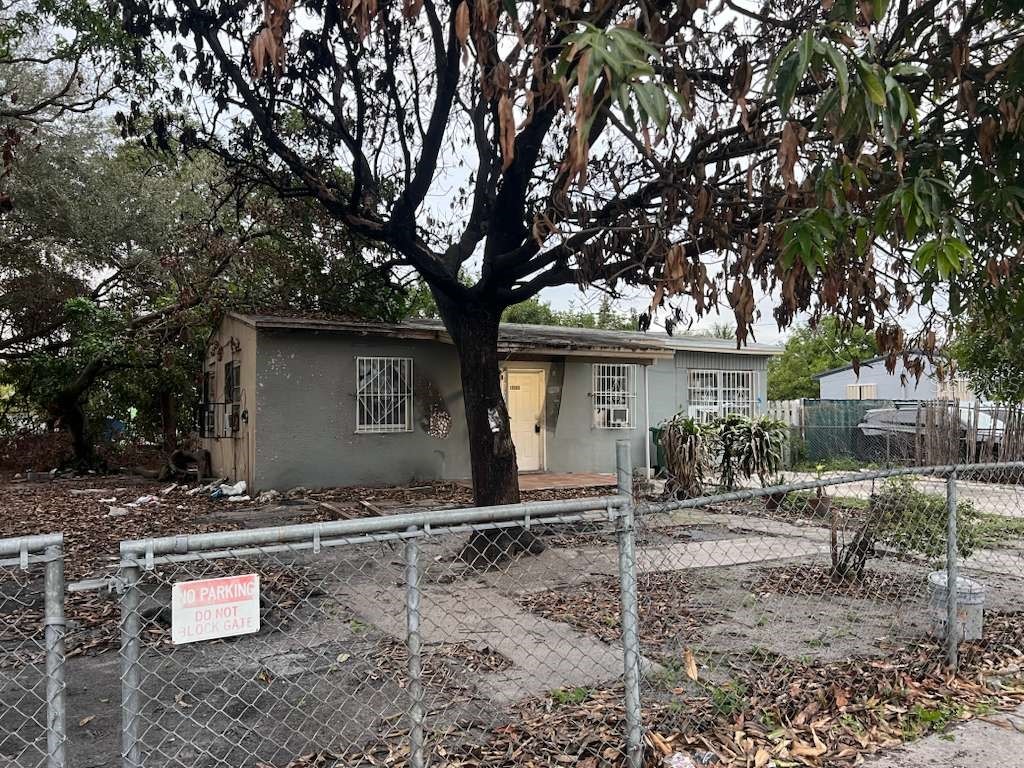 18020 NW 2nd Place Miami FL 33169 TB8470359 image3