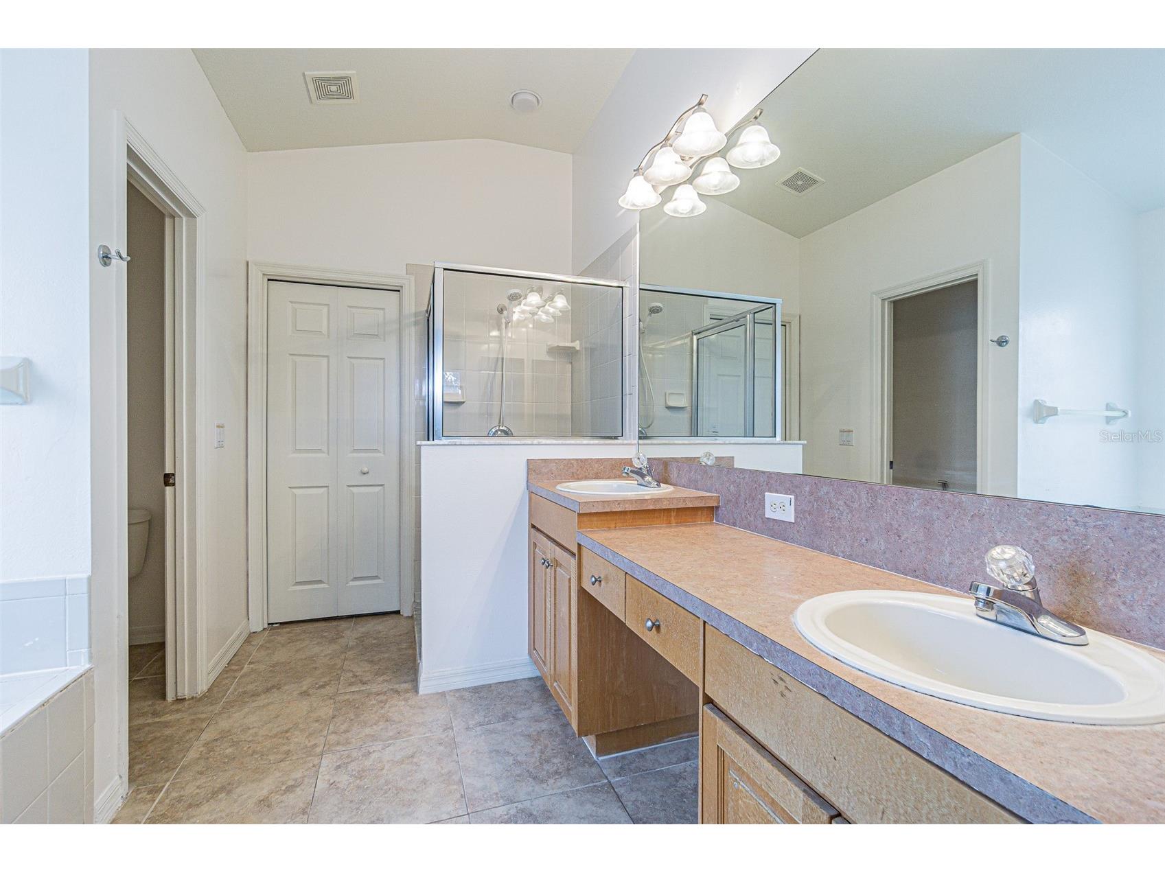 18024 Arbor Crest Drive Tampa FL 33647 TB8489928 image11