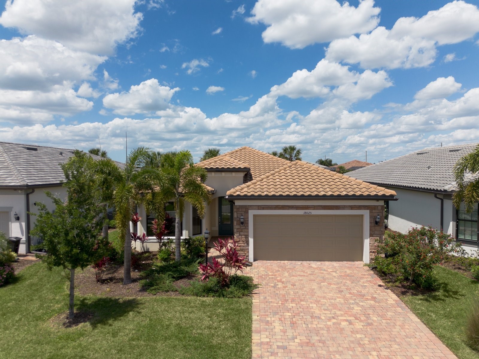 18025 Harwich Place Bradenton FL 34202 A4692038 image1