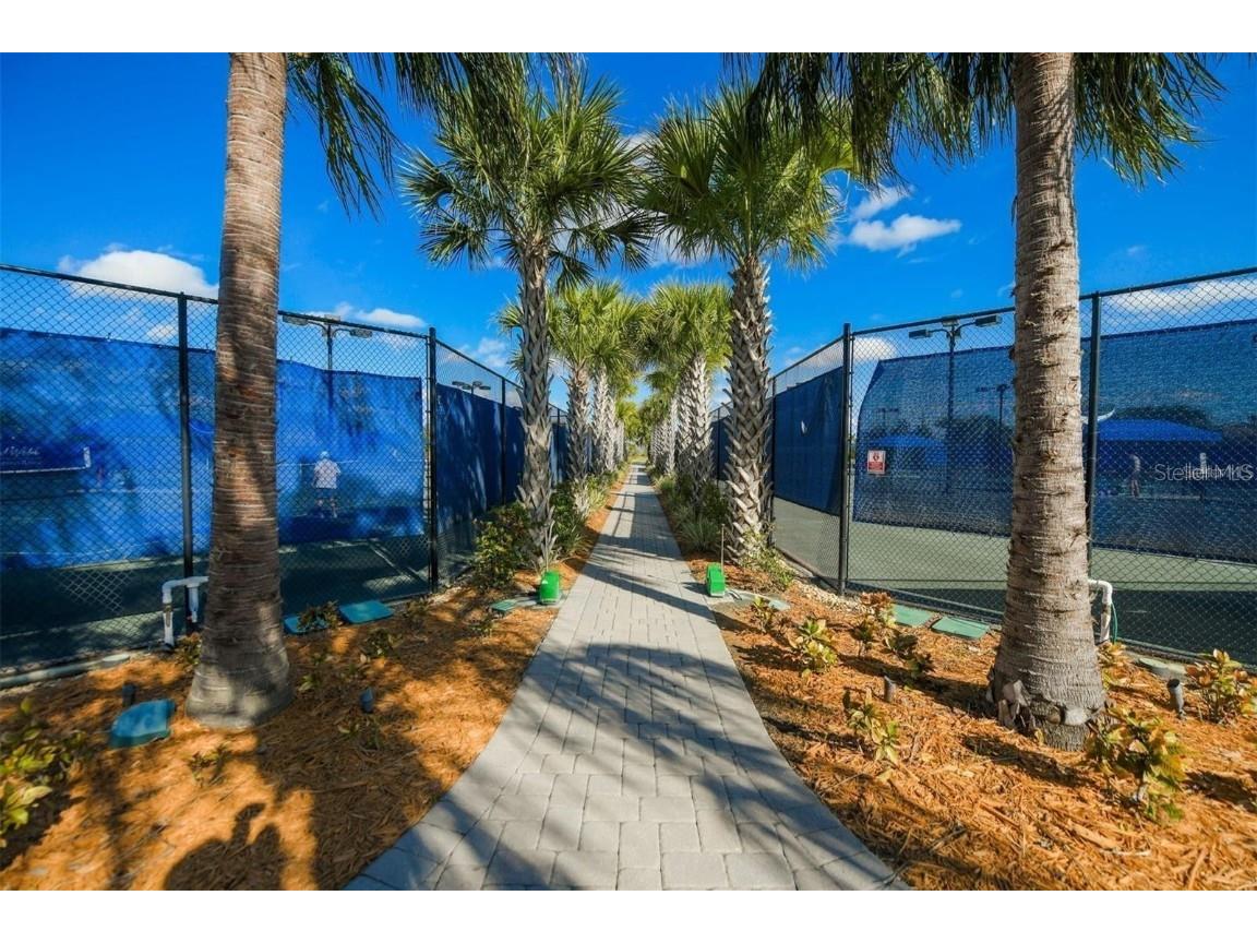 18025 Northwood Place Bradenton FL 34202 A4675075 image98