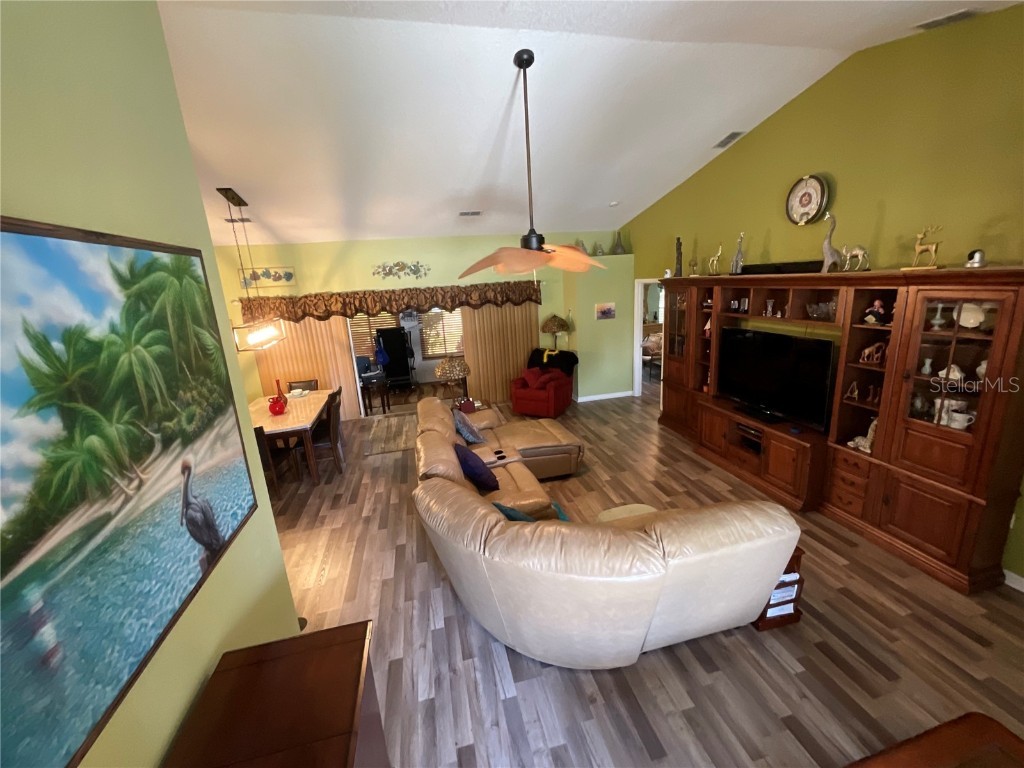 18027 Baywood Forest Drive Hudson FL 34667 W7875061 image3