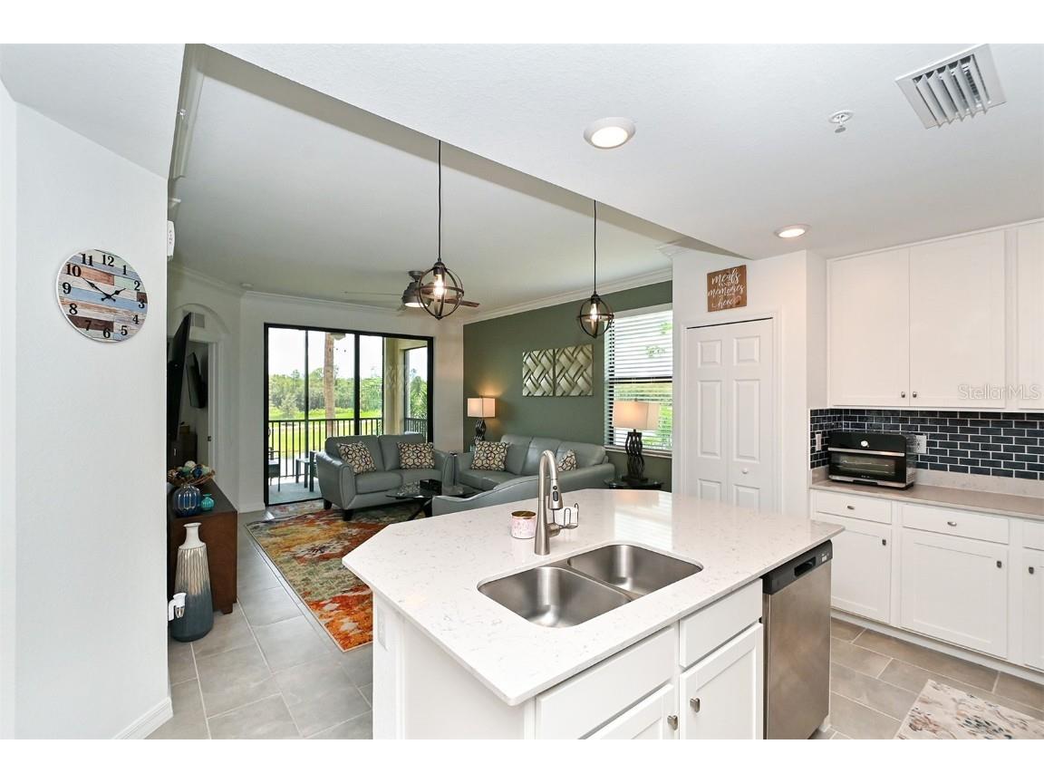 18028 Gawthrop #208 Lakewood Ranch FL 34211 A4541463 image2