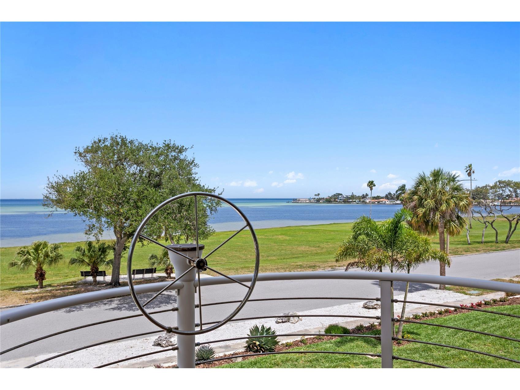 1803 Beach Drive SE Saint Petersburg FL 33705 - TAMPA BAY TB8494837 image46