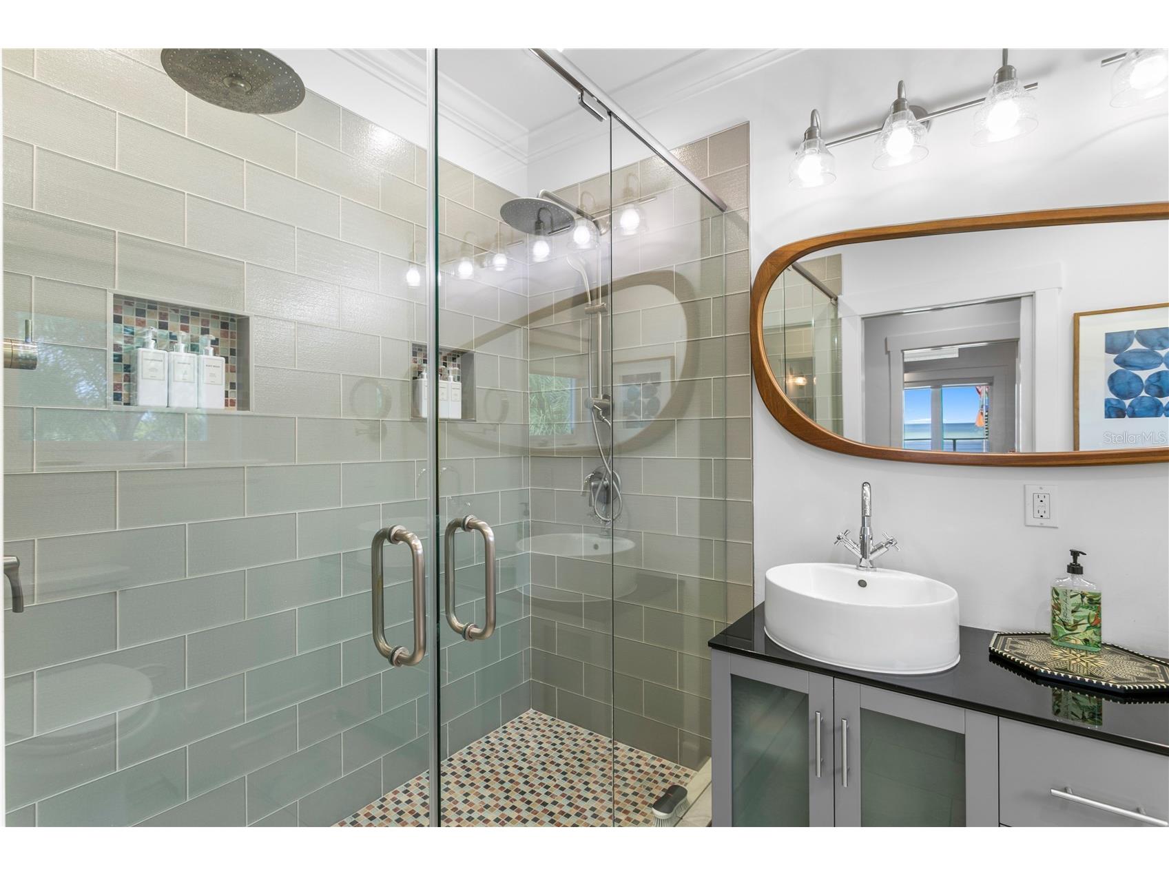 1803 Beach Drive SE Saint Petersburg FL 33705 - TAMPA BAY TB8494837 image49