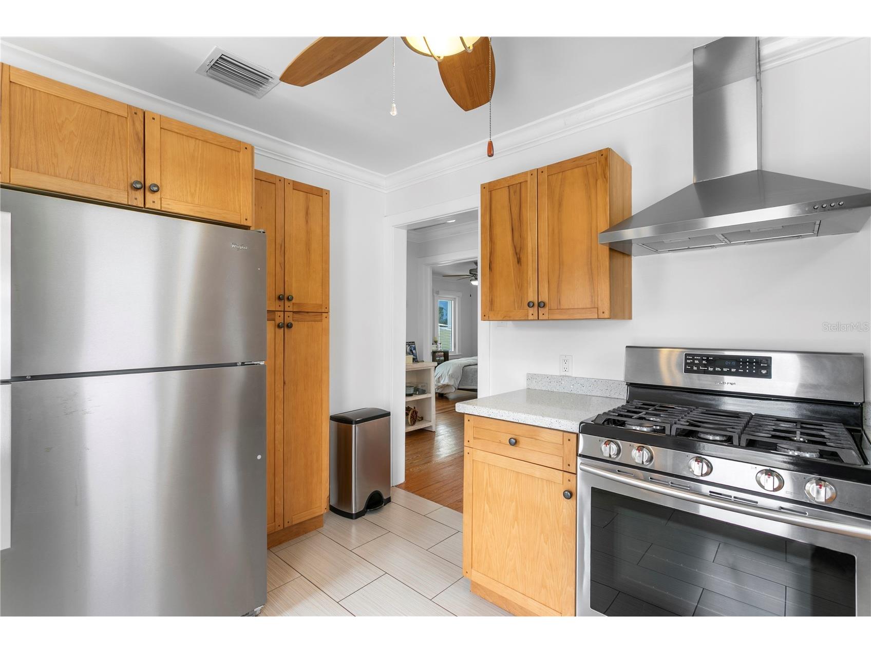 1803 Beach Drive SE Saint Petersburg FL 33705 - TAMPA BAY TB8494837 image70