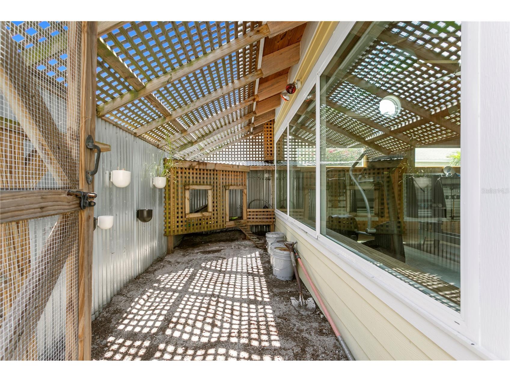 1803 Beach Drive SE Saint Petersburg FL 33705 - TAMPA BAY TB8494837 image94