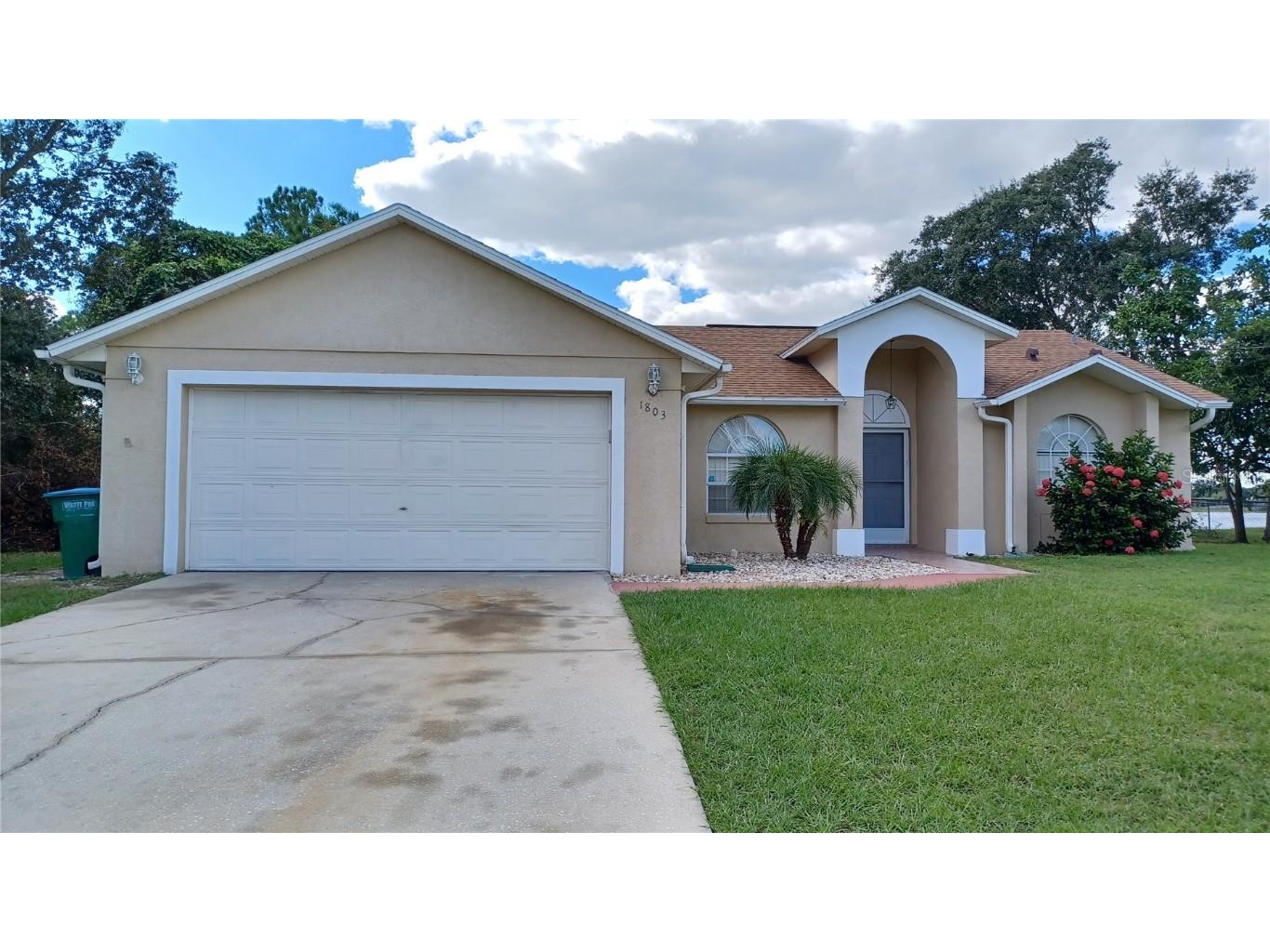 1803 Corolla Court Deltona FL 32738 V4933017 image1