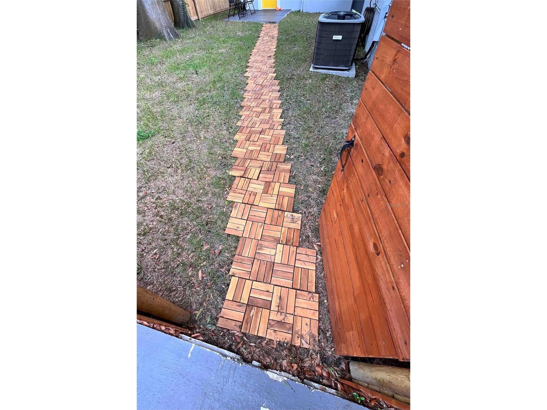 1803 E Frierson Avenue Tampa FL 33610 TB8420943 image23