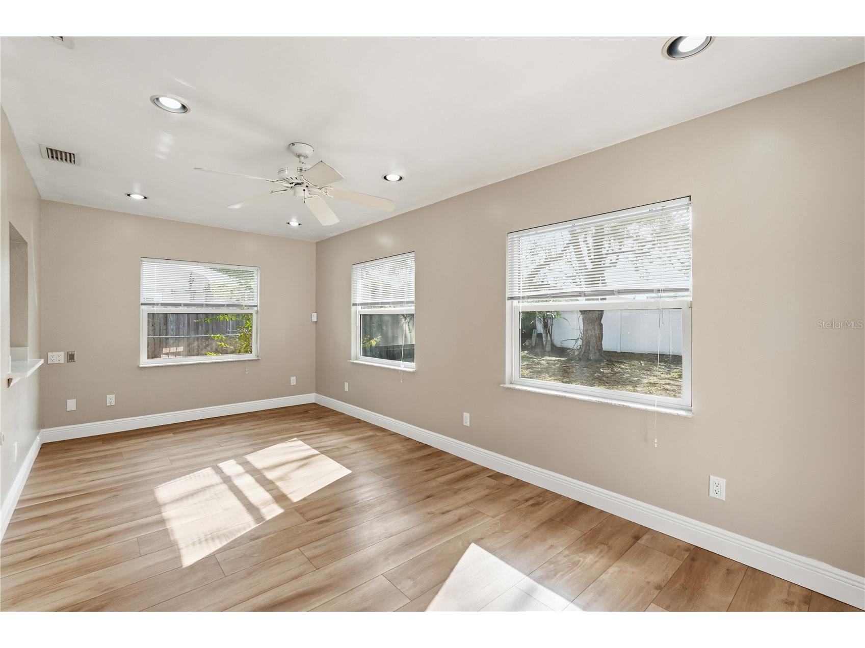 1803 Elmwood Drive Oldsmar FL 34677 TB8461337 image16