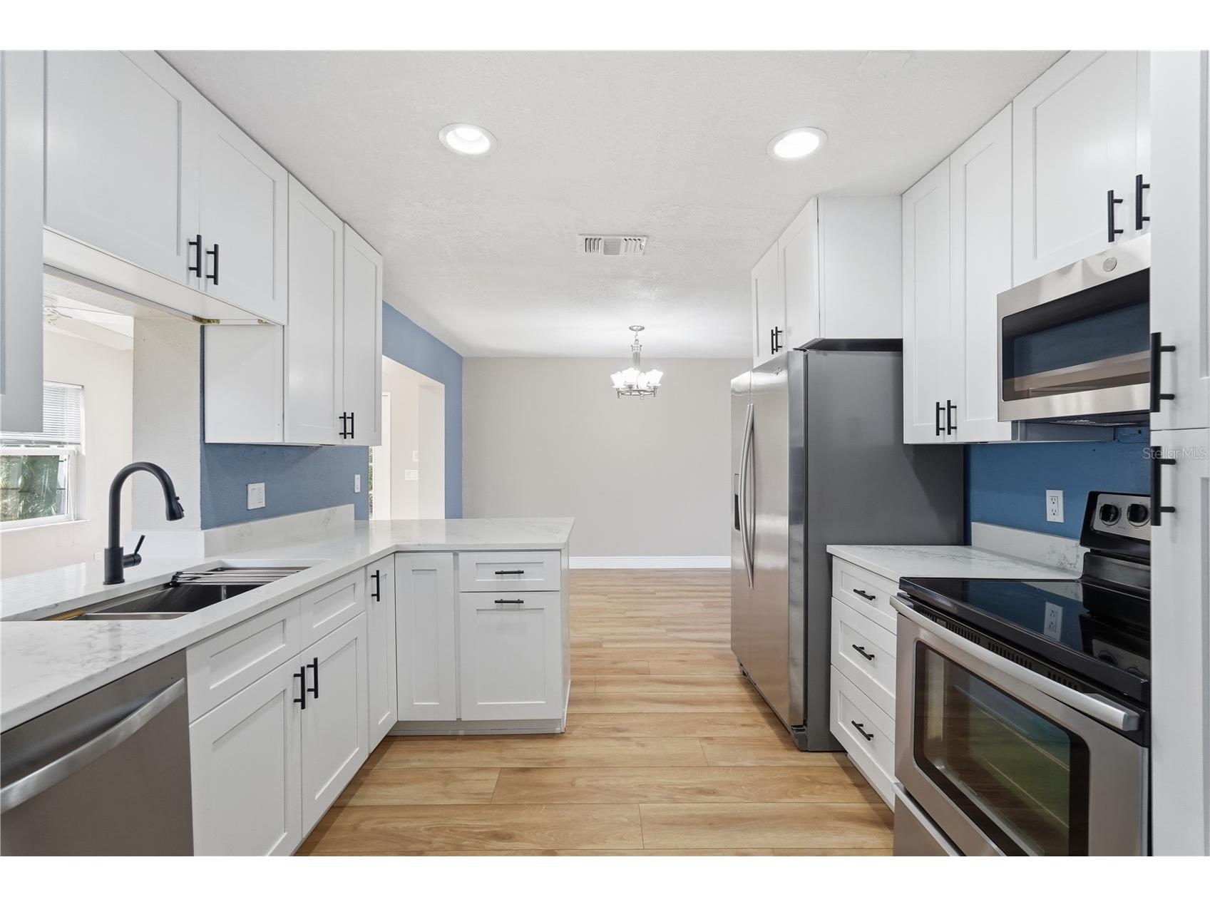 1803 Elmwood Drive Oldsmar FL 34677 TB8461337 image9