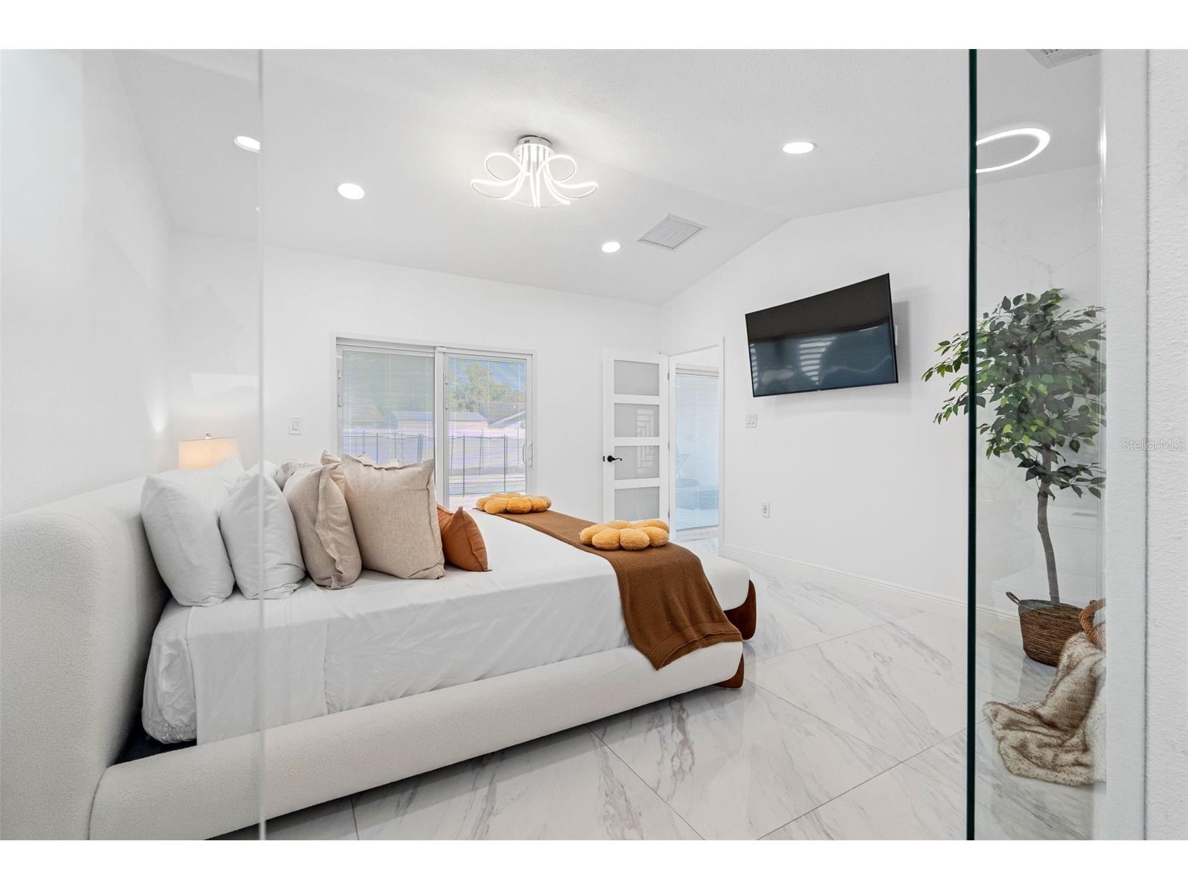 1803 Lake Crest Avenue Brandon FL 33510 TB8486861 image38