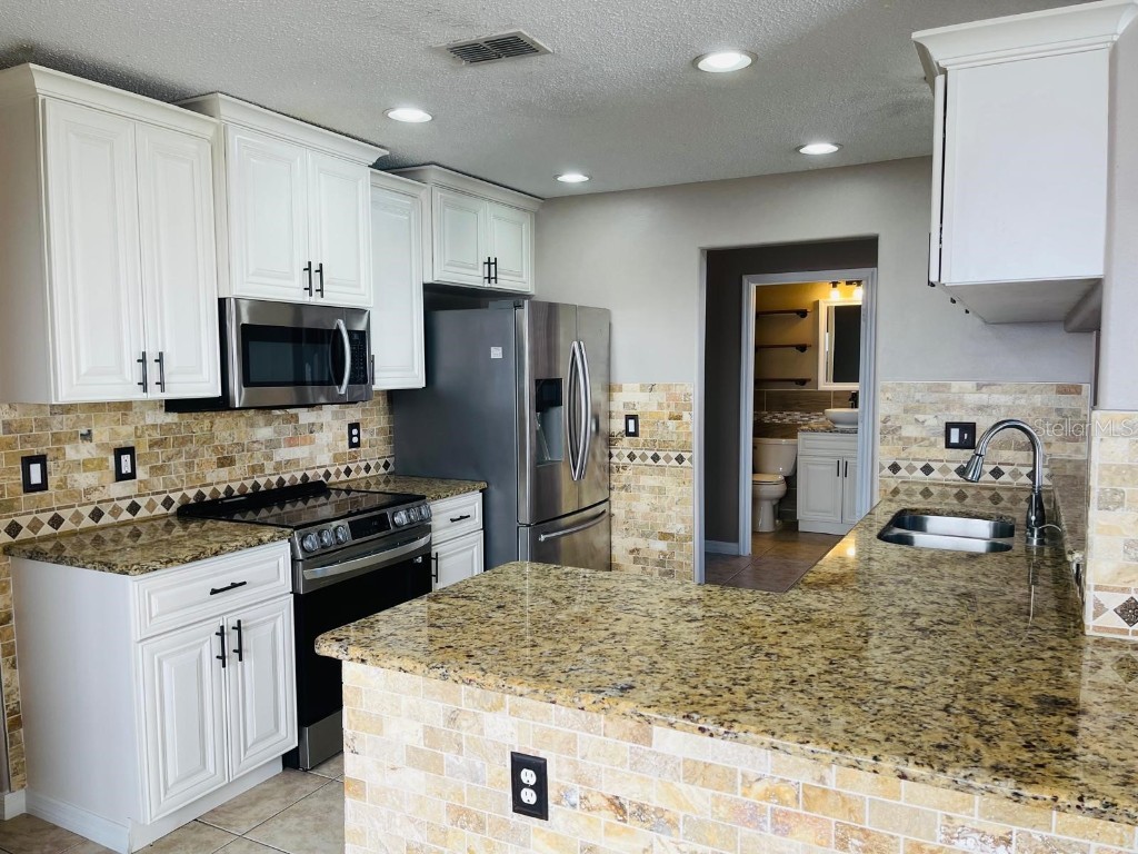 1803 Meadow Pond Way Orlando FL 32824 S5139021 image4