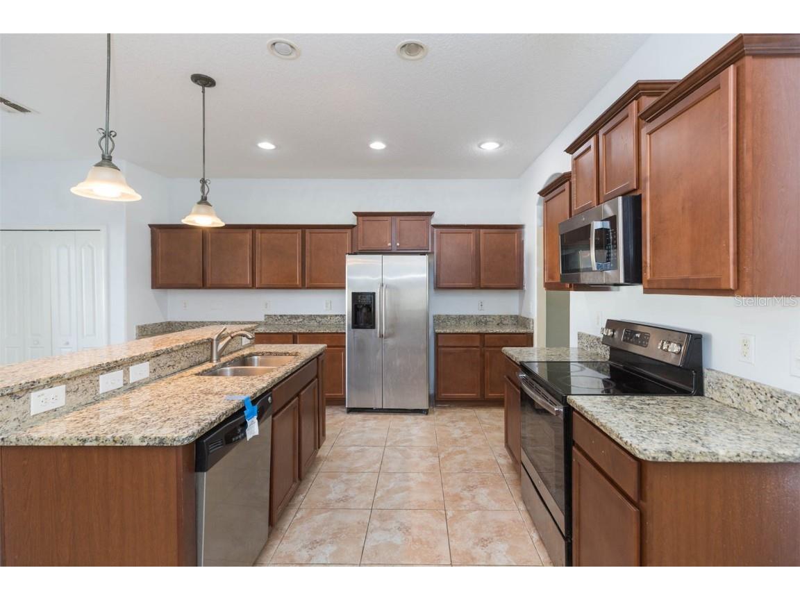 1803 Palm Warbler Lane Ruskin FL 33570 TB8449892 image12