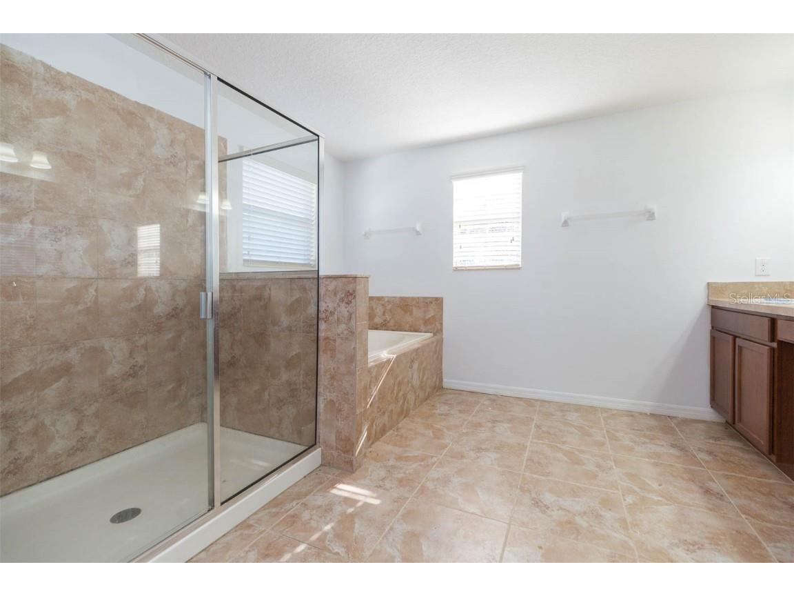 1803 Palm Warbler Lane Ruskin FL 33570 TB8449892 image45