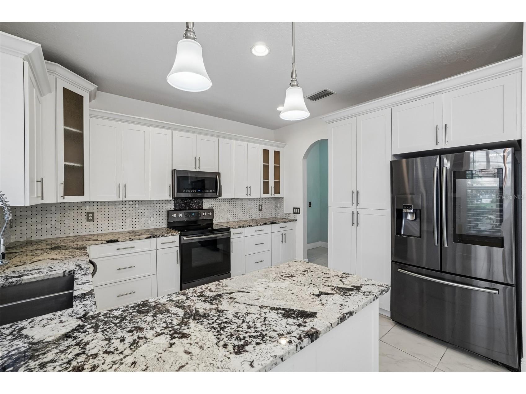 18032 Malakai Isle Drive Tampa FL 33647 - CORY LAKE TB8503443 image12