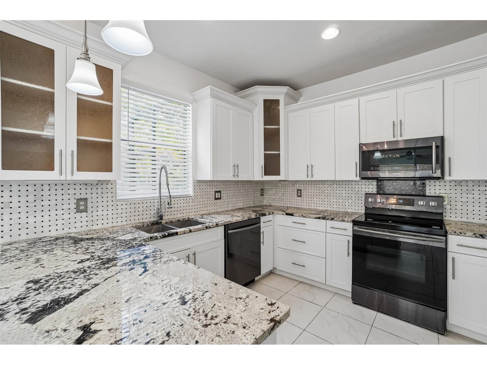 18032 Malakai Isle Drive Tampa FL 33647 - CORY LAKE TB8503443 image13