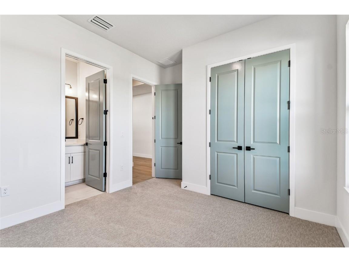 18033 Foxtail Loop Venice FL 34293 TB8393417 image35