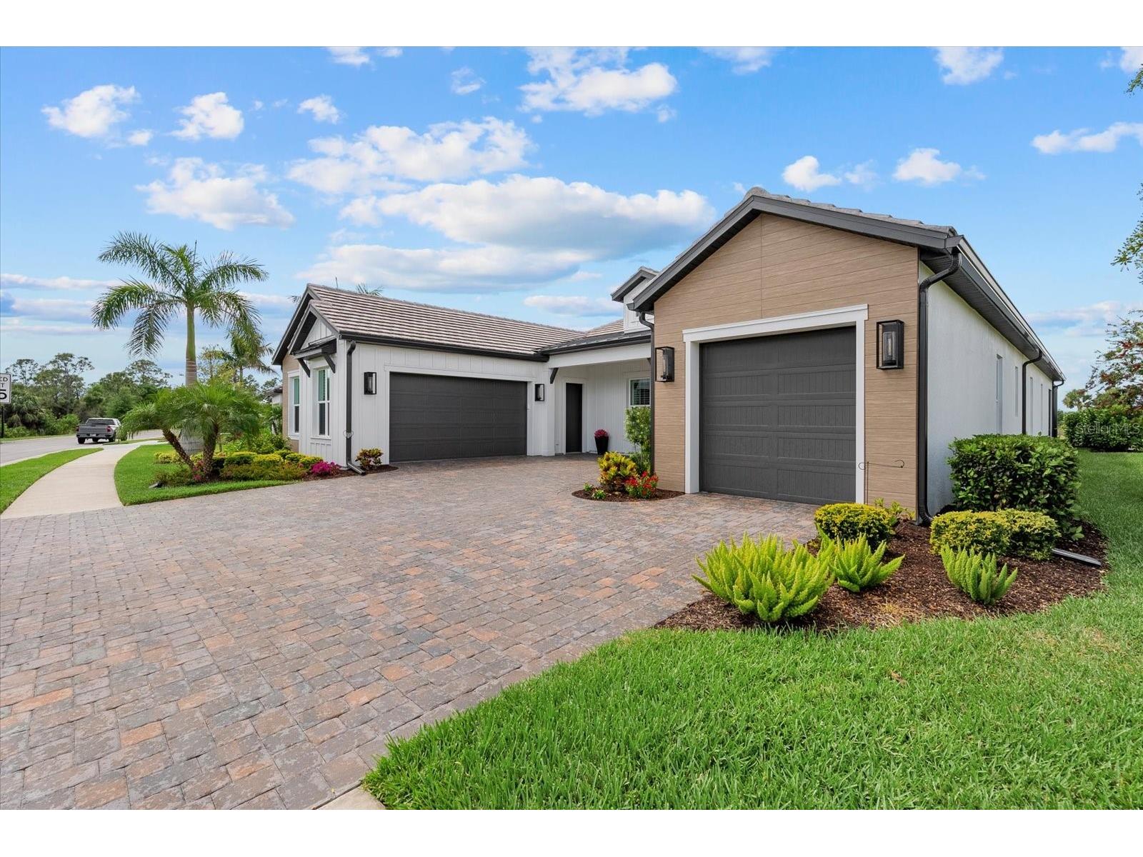 18035 Home Run Drive Venice FL 34293 A4687448 image2