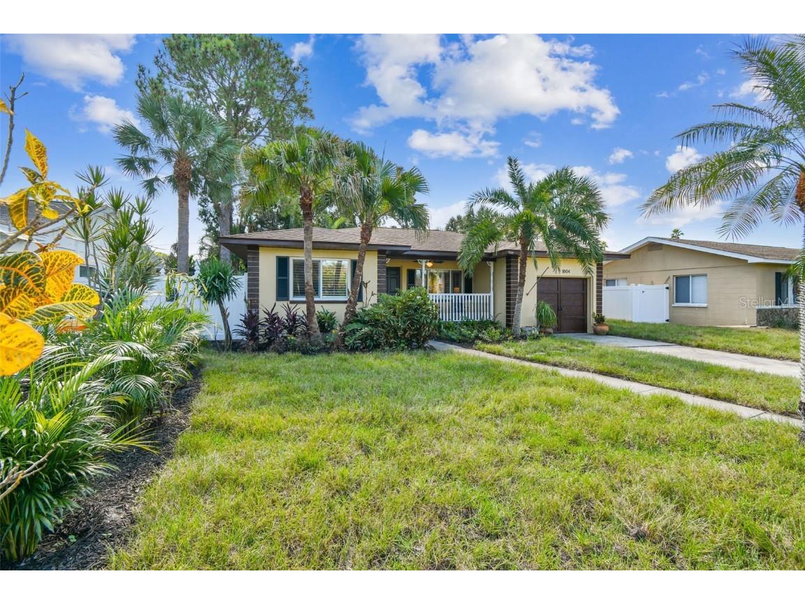 1804 Bayou Grande Boulevard NE Saint Petersburg FL 33703 U8216778 image1