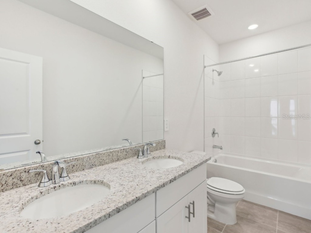 1804 Brekey Way Zephyrhills FL 33541 O6342335 image12