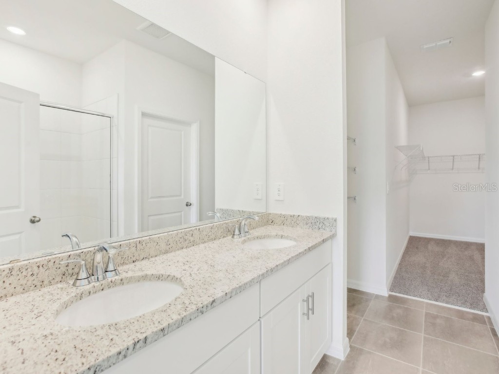 1804 Brekey Way Zephyrhills FL 33541 O6342335 image5