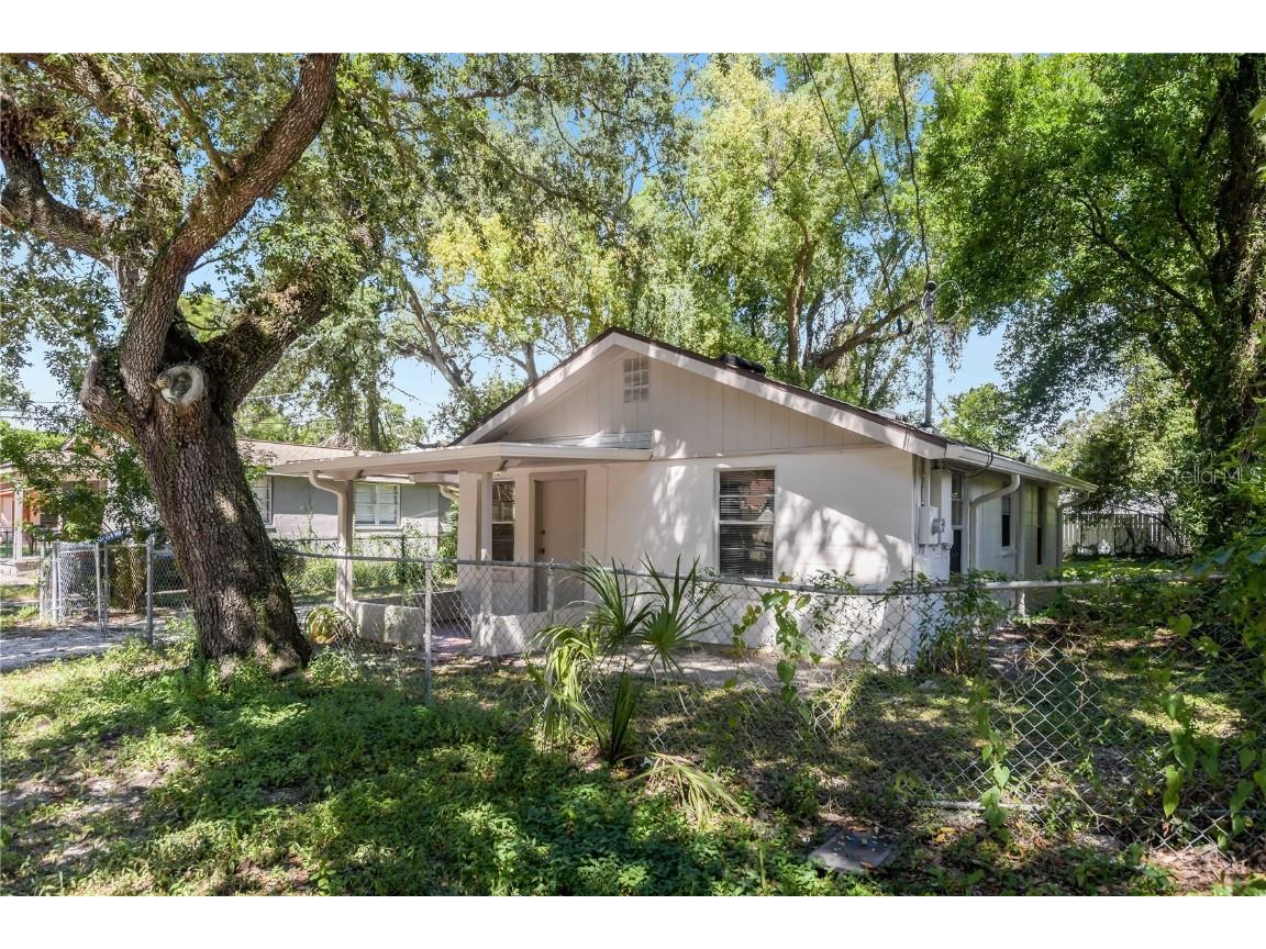 1804 E Palifox Street Tampa FL 33610 TB8433063 image1