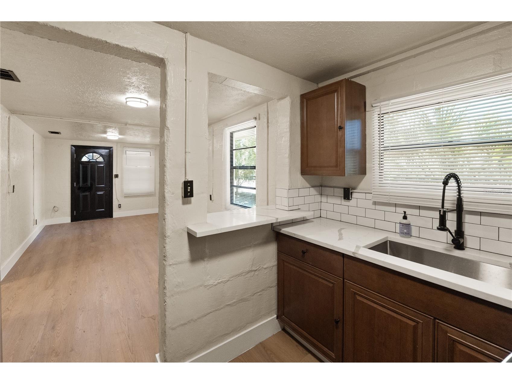 1804 E Palifox Street Tampa FL 33610 TB8474786 image10