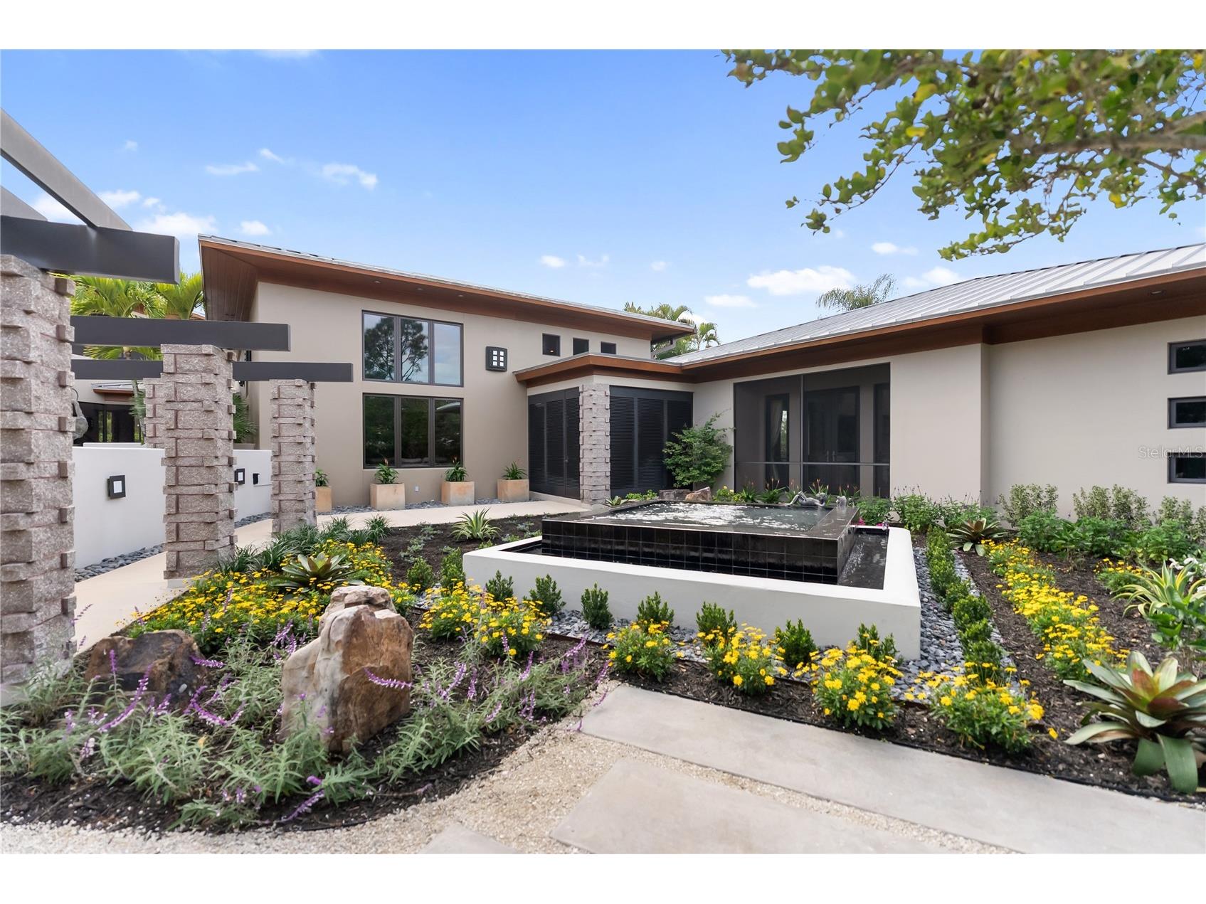 1804 N Lake Shore Drive Sarasota FL 34231 A4679067 image22