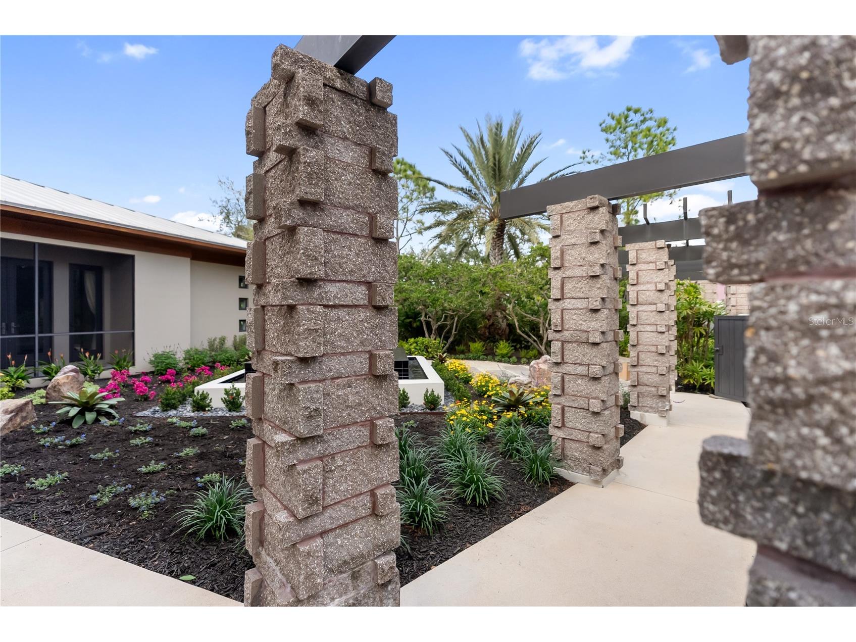 1804 N Lake Shore Drive Sarasota FL 34231 A4679067 image27