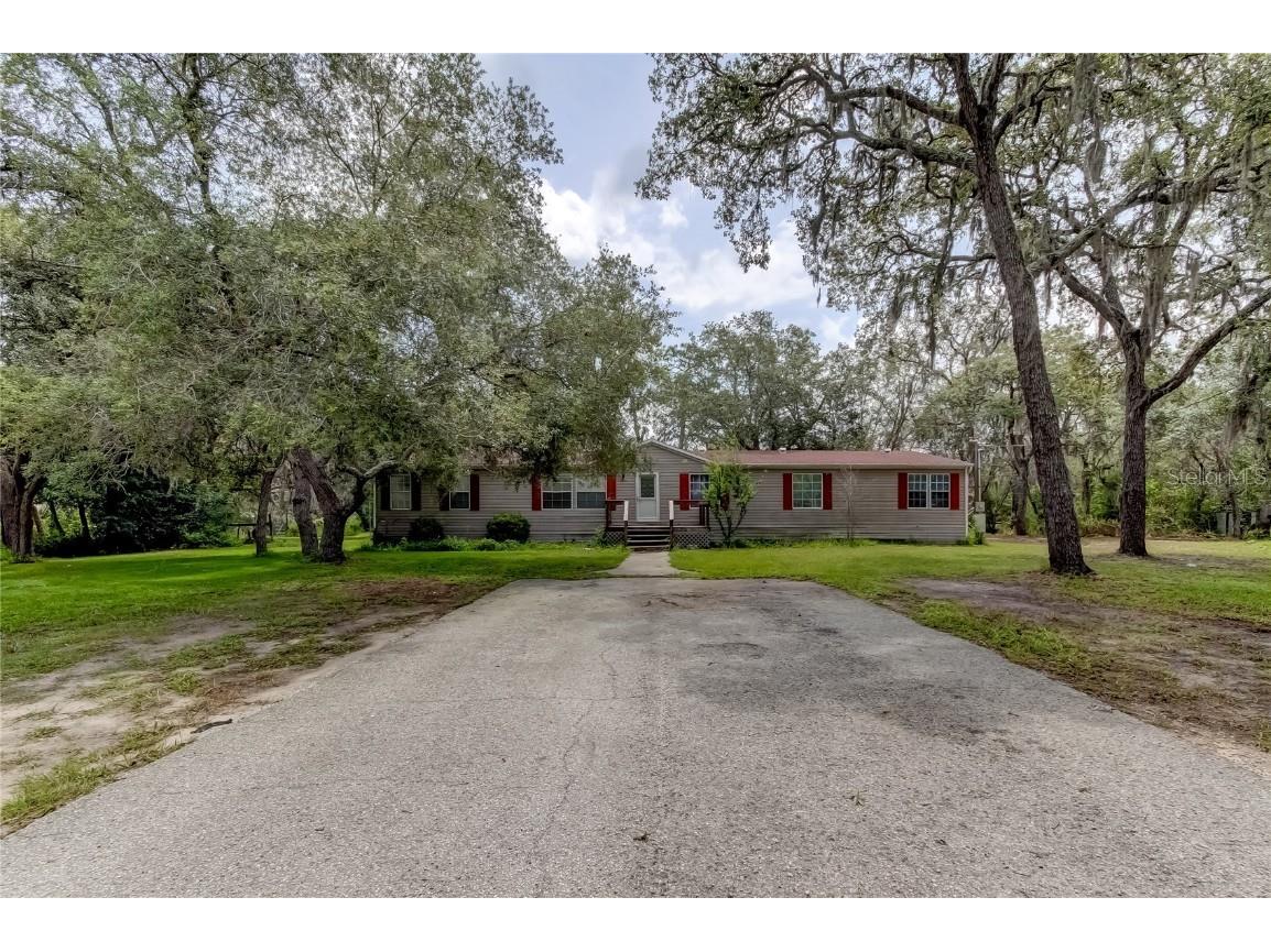 18040 East Road Hudson FL 34667 U8204775 image1