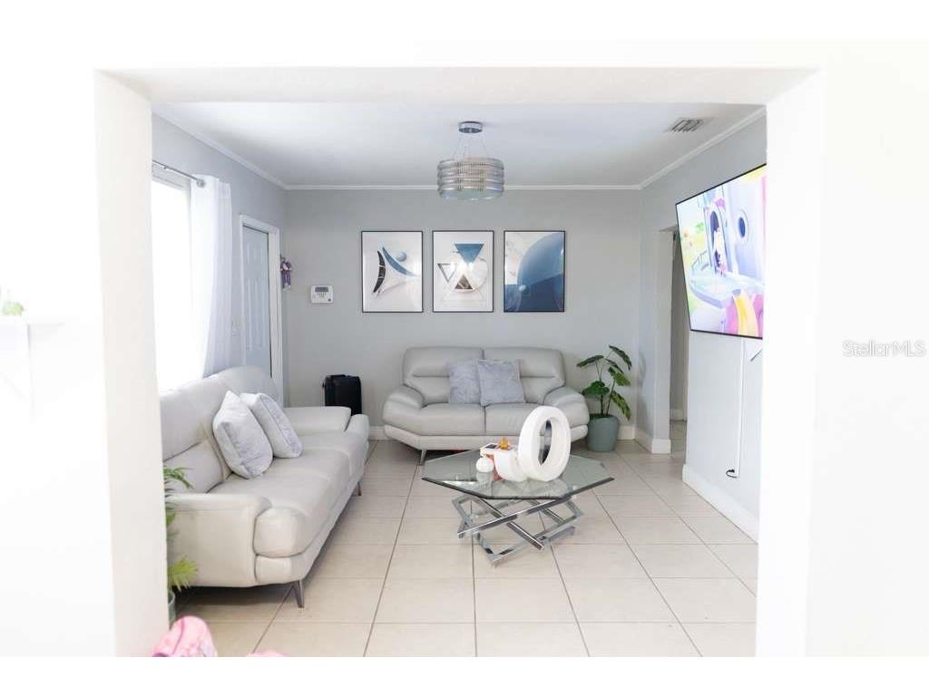 18040 NW 2nd Court Miami Gardens FL 33169 C7515427 image5