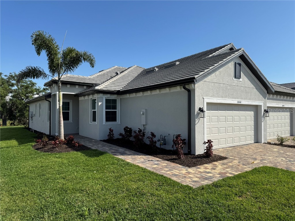 18044 Cherished Loop Bradenton FL 34211 A4647179 image1