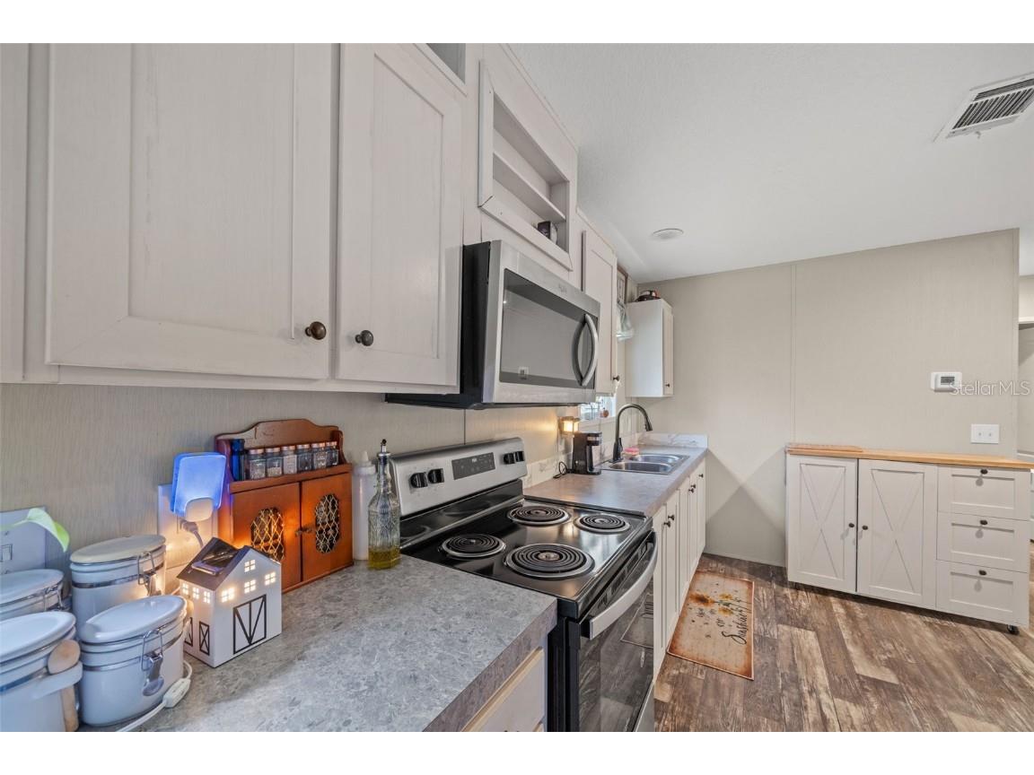 18048 Evening Star Avenue Brooksville FL 34604 TB8440027 image12