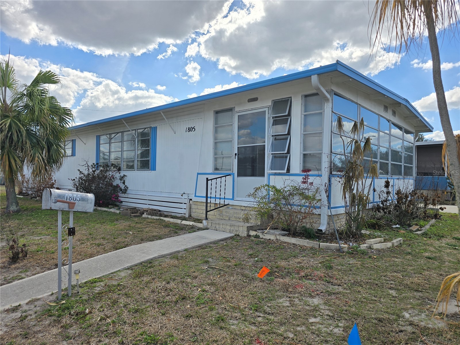 1805 Blue Lake Drive Lakeland FL 33801 L4959624 image1