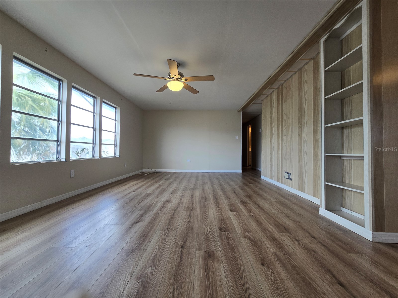 1805 Blue Lake Drive Lakeland FL 33801 L4959624 image4
