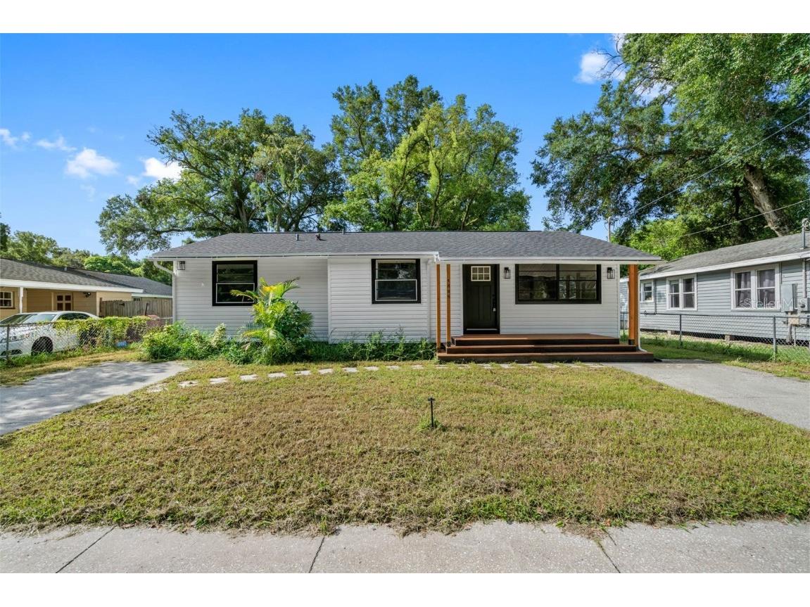 1805 E Osborne Avenue Tampa FL 33610 T3467752 image1