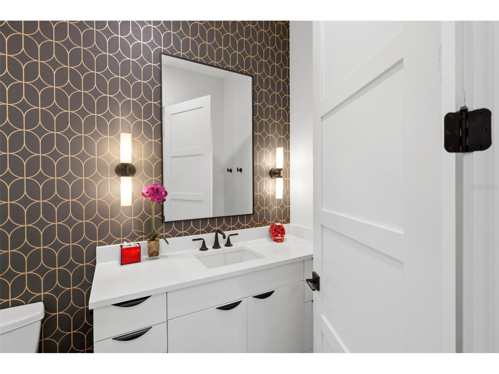 1805 Goldenrod Street Sarasota FL 34239 A4694853 image67