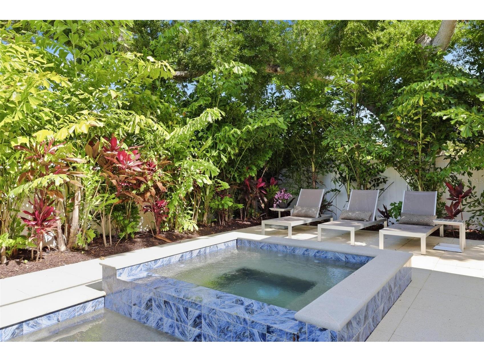 1805 Goldenrod Street Sarasota FL 34239 A4694853 image8