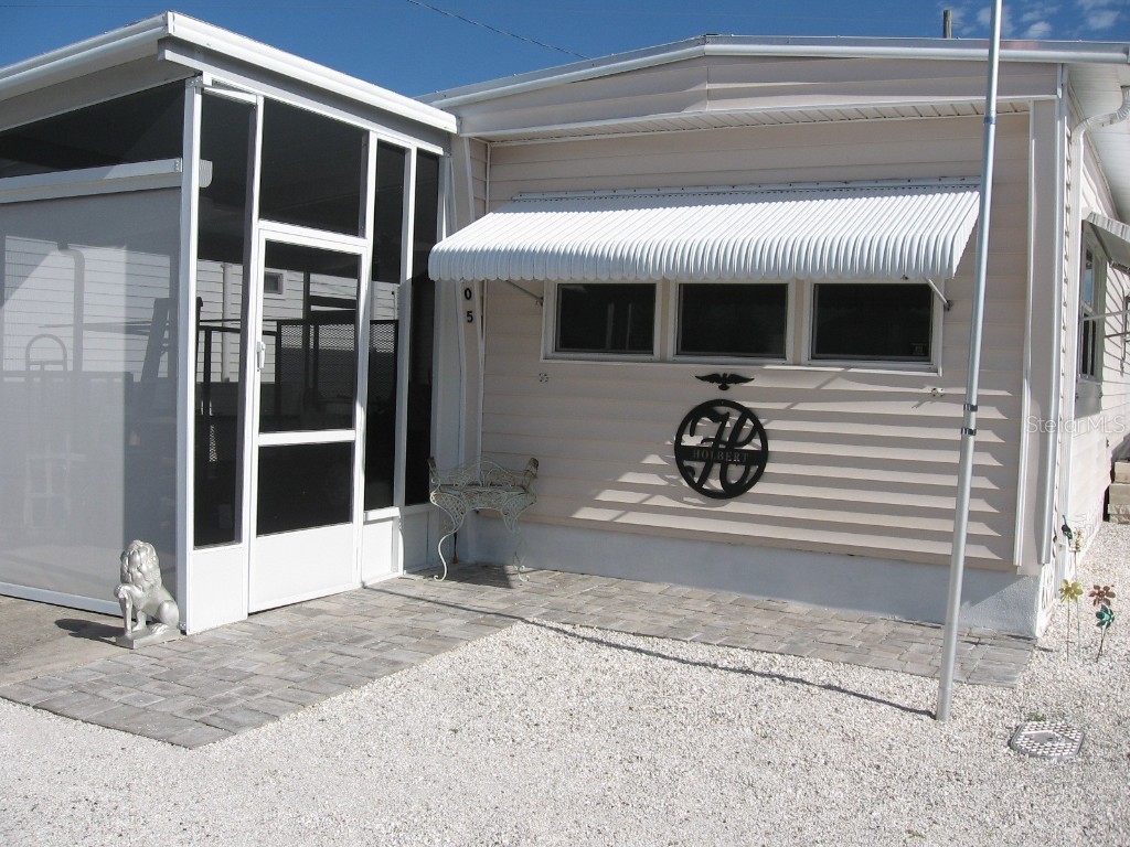 1805 Iowa Avenue Bradenton FL 34207 - SARASOTA BAY A4515274 image1