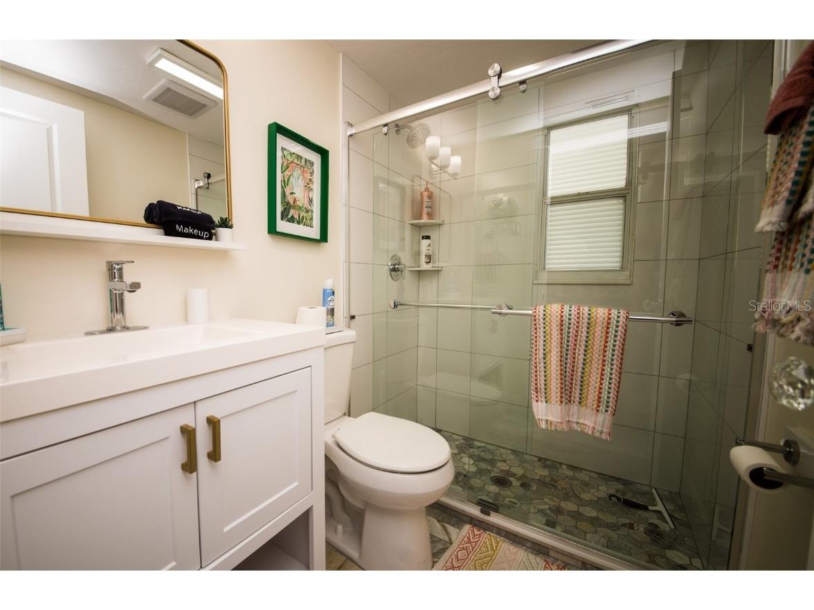 1805 Ivanhoe Street Sarasota FL 34231 A4670587 image11