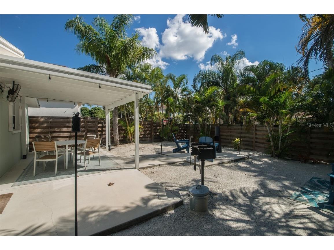 1805 Ivanhoe Street Sarasota FL 34231 A4670587 image16